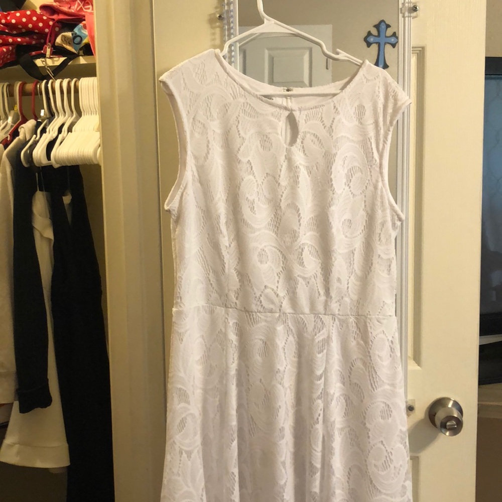 White lace dress